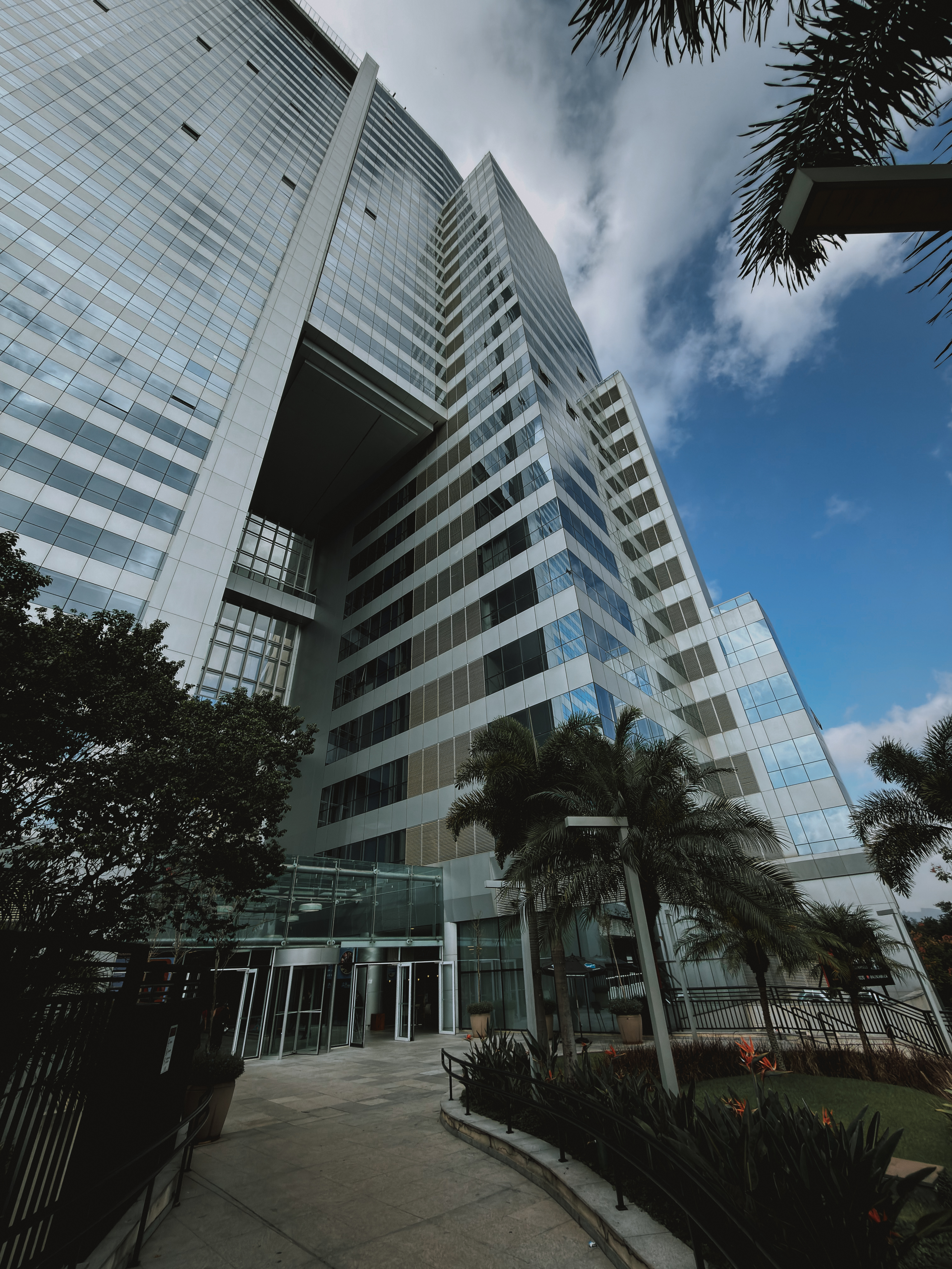 Edifício em Alphaville Empresarial